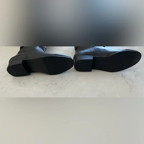 New Leather St. John Slouch Black Boots - Picture 6 of 7